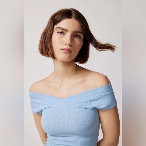 NWOT Urban Outfitters BDG Shannen V-Neck Top - Picture 4 of 6